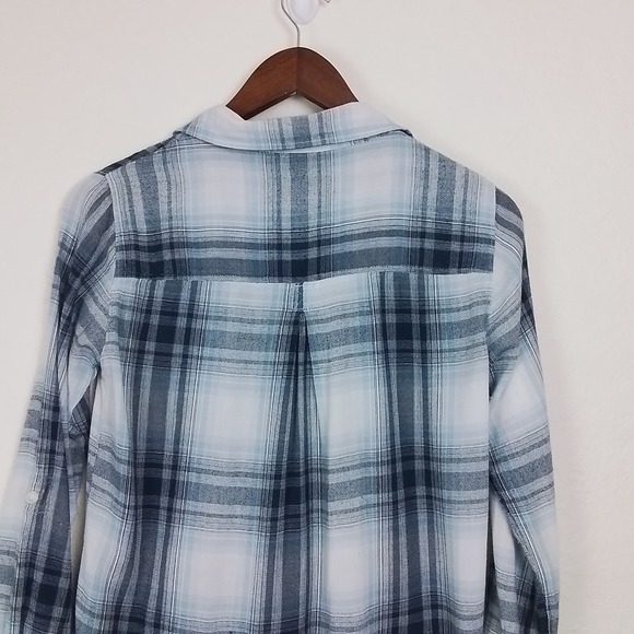 American Eagle Womens Flannel Shirt Sz S Charcoal Blue Plaid Boyfriend Roll‎ Tab - Picture 7 of 15